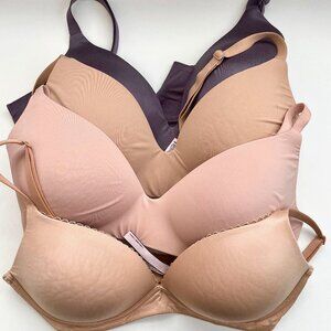 Victoria's Secret 36D Bras 4 Lot T